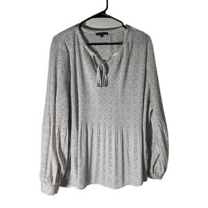 Adrianna Papell White and Black dot Tie Front Long Sleeve Blouse